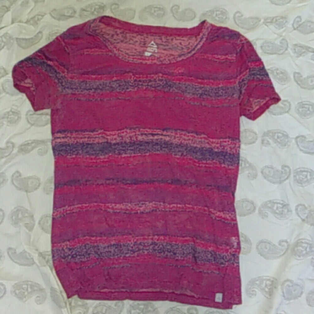 Tee shirt